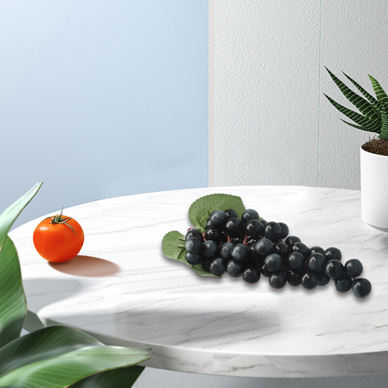 Imitēts vīnogu mākslīgais reālistisks augļu augs dārza mājsaimniecības kulonu dekorēšanai bērniem rotaļlietām kāzu ballīšu dekorēšanai