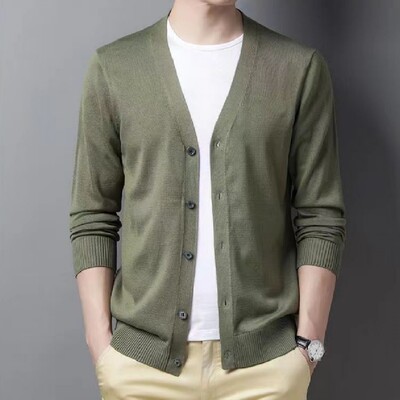 Liela izmēra vīriešu džemperis ar V veida kakla izgriezumu, ikdienas džemperis rudenim/ziemai