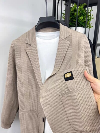 Viegls luksusa vīriešu trikotāžas džemperis džemperis rudens ziemas jauns karsts pārdod augstas klases korejiešu versijas žakarda dizaina ikdienas mētelis