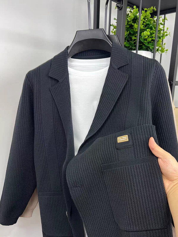 Viegls luksusa vīriešu trikotāžas džemperis džemperis rudens ziemas jauns karsts pārdod augstas klases korejiešu versijas žakarda dizaina ikdienas mētelis