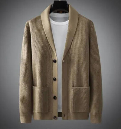 Férfi felsőkategóriás szabadidős kötött dzseki 2024 őszi új zöld gyümölcsgalléros karcsúsított kardigán pulóver divat szabadidős férfikabát