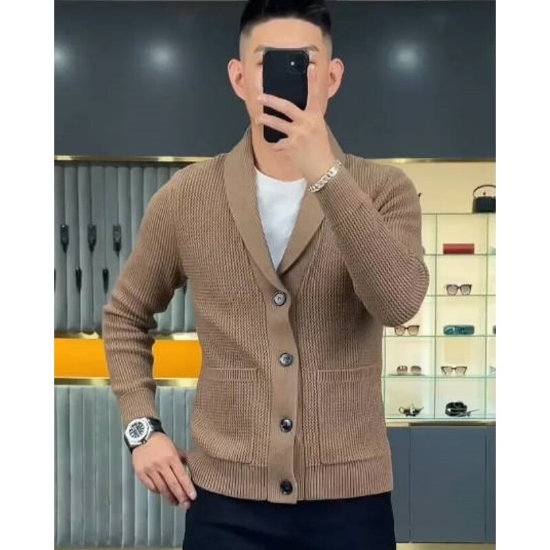 Férfi felsőkategóriás szabadidős kötött dzseki 2024 őszi új zöld gyümölcsgalléros karcsúsított kardigán pulóver divat szabadidős férfikabát