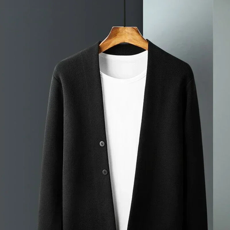 Férfi ruhák egyszínű üzleti fekete kötött férfi pulóverek Kardigán sima Over Fit kötött hosszú ujjú 100%-os kötöttáru mód régi