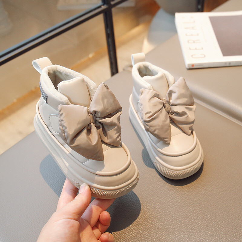 Gyermek téli cipők lányok 2023 divat Új aranyos nagy masni hercegnő vastag hócsizma gyerekeknek vastag meleg pamut cipő szabadtéri csizma