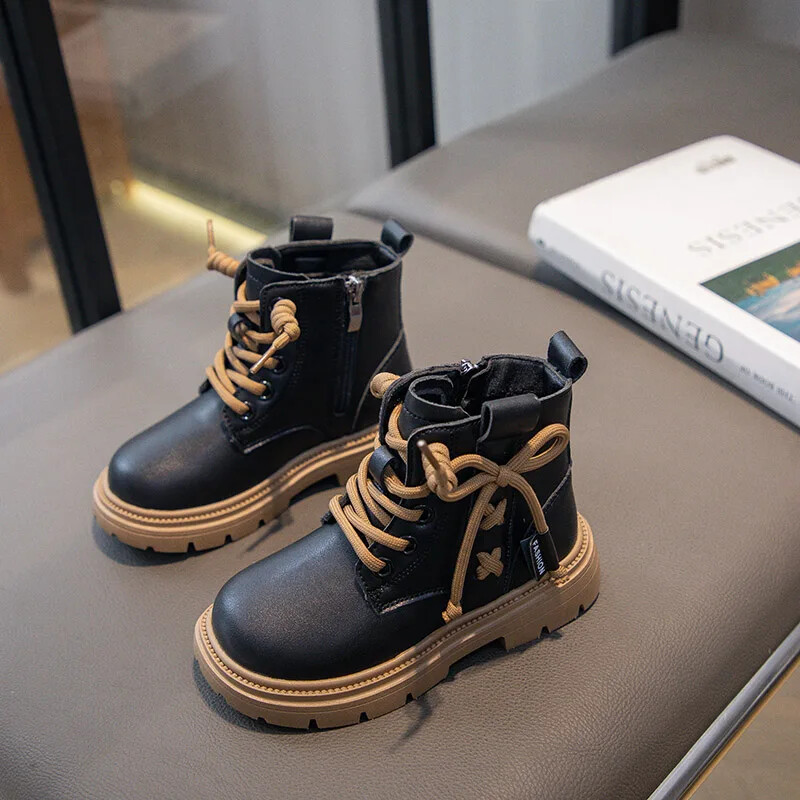 Gyerek divat Meleg csizma Lányok Bokacsizma Cipzár Menő Gyerek Princess Catwalk Bőrcsizma csúszásmentes 26-37 méret Csúszásgátló