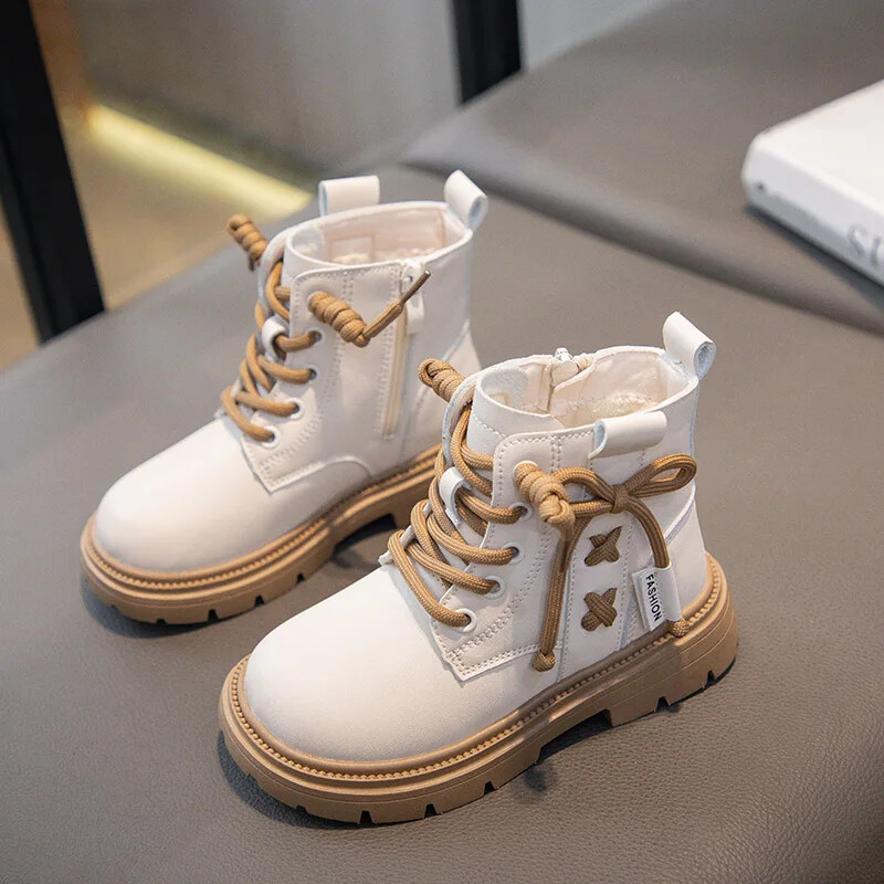 Gyerek divat Meleg csizma Lányok Bokacsizma Cipzár Menő Gyerek Princess Catwalk Bőrcsizma csúszásmentes 26-37 méret Csúszásgátló