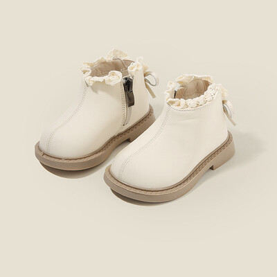 Augstas kvalitātes masīvi mežģīņu volāni zābaki mazām meitenēm, Modes puszābaki ar rāvējslēdzēju aizmugurē mazajai princesei, lakādas apavi