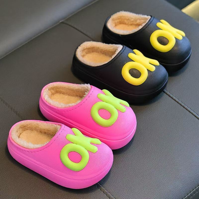 Ziemas bērnu vecāku-bērnu pieaugušo kažokādas čības ar mīkstu apakšu, neslīdošs, silts ūdensizturīgs bērnu vēstules multfilmas plīša ārpuse