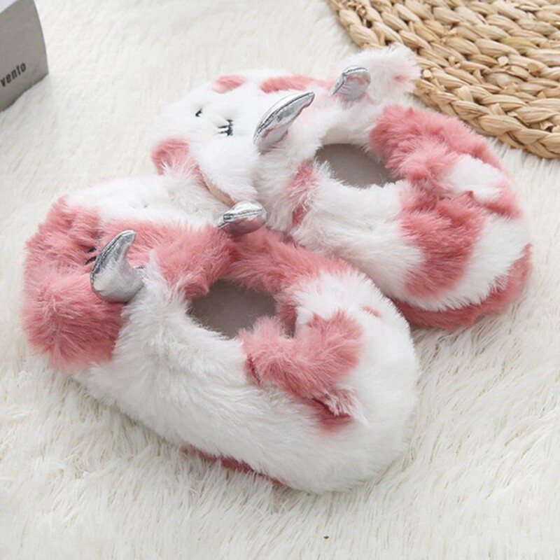 Madingos šlepetės mažyliams žiemai Kūdikių bateliai Pliušiniai šilti animaciniai filmukai karvė Guminis padas Vaikai Namai Batai Vaikiška Vidinė avalynė