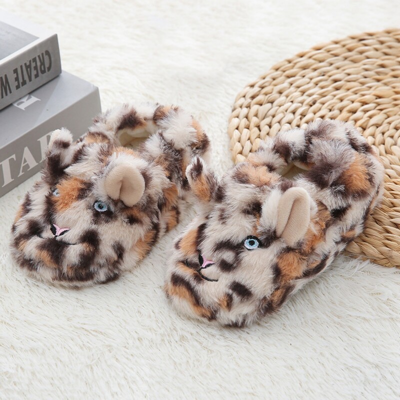 Tipegő fiú papucs télre Babacipők Plüss meleg rajzfilm Leopárd gumitalp Gyerek Otthoni Cipők Gyerekek Házi Beltéri lábbelik