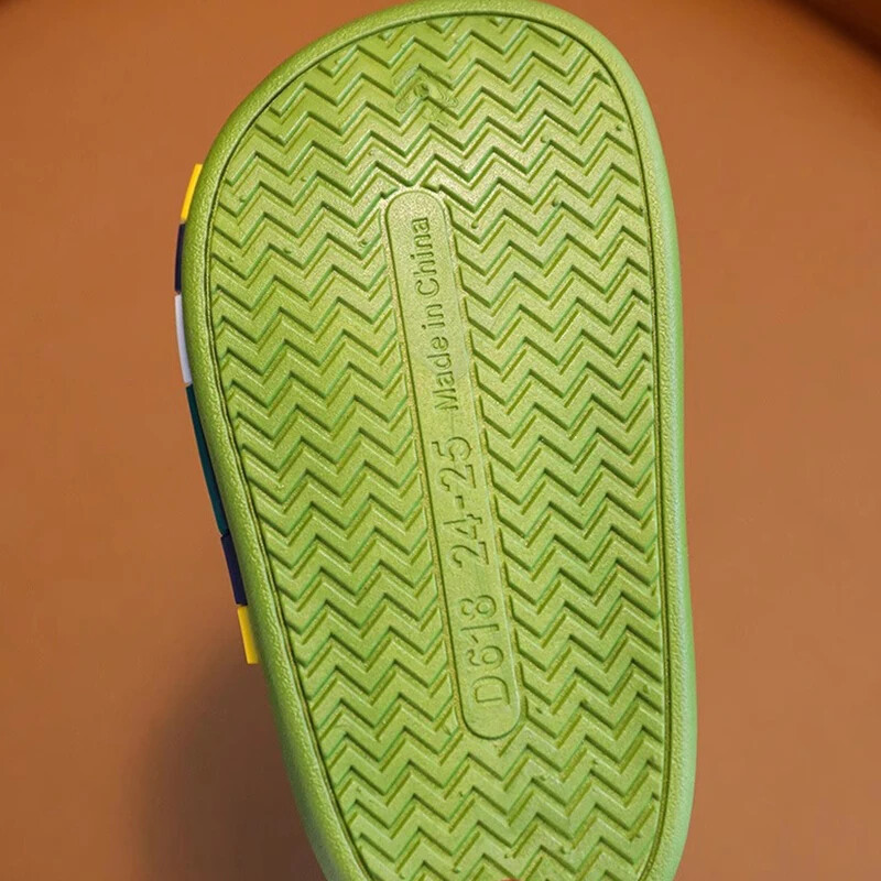 Mazuļu kokvilnas čības rudenim un ziemai mājās Ūdensizturīgas un plīša biezākas, modernas un jaukas gan zēniem, gan meitenēm