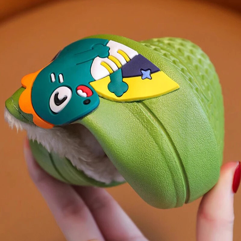 Mazuļu kokvilnas čības rudenim un ziemai mājās Ūdensizturīgas un plīša biezākas, modernas un jaukas gan zēniem, gan meitenēm