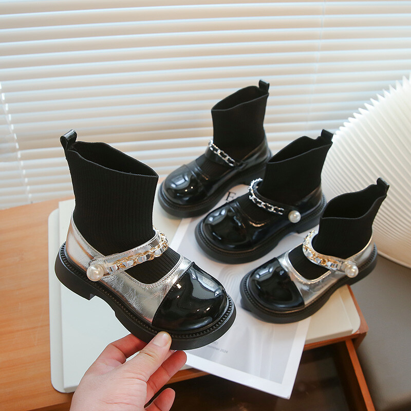 Jesenske čarape za djevojčice Čizme s bisernim lancem Okrugli prsti Ravne dječje kratke čizme Dvije boje Modna udobna dnevna dječja cipela 26-36