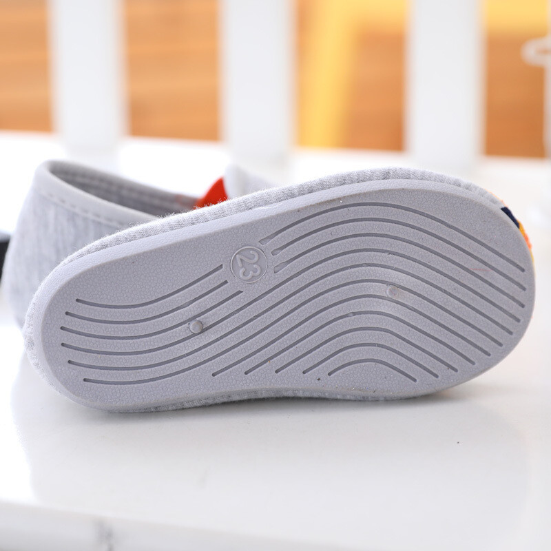 Pavasaris Rudens Bērnu Mājas Apavi Jauka multfilma Dinozaurs Grīdas Čības Iekštelpu Zēniem Meitenēm Neslīdošas Zeķes Kurpes Slip on Kids Apavi