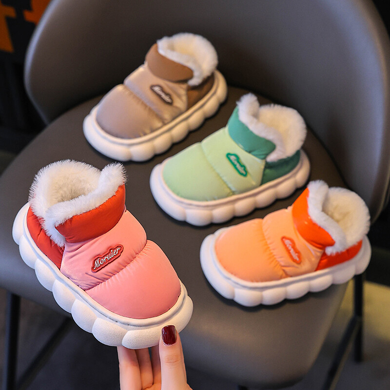 Modes Ziemas Bērnu pārvalks Papēdis Pūkainas Čības Zēni Meitenes Zābaki Neslīdoši Silti Dzīvoklis Mājas Bērni Uzslīd kokvilnas apavi