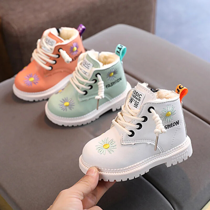 Divatos gyermekpamutcipők meleg pamut rövid csizmák téli cipő lányoknak gyerekcipő lányoknak tipegő fiúcsizma Zapatos Niña