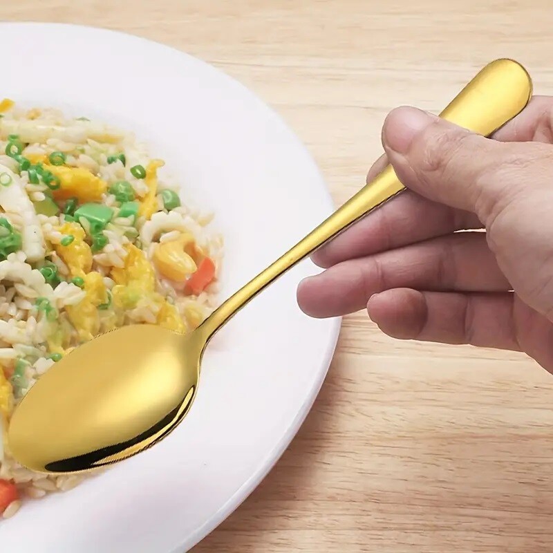 6 dalių aukso spalvos nerūdijančio plieno šakučių ir šaukštų rinkinys, plaunamas mašinoje, tinka restoranams, vakarėliams, vestuvėms