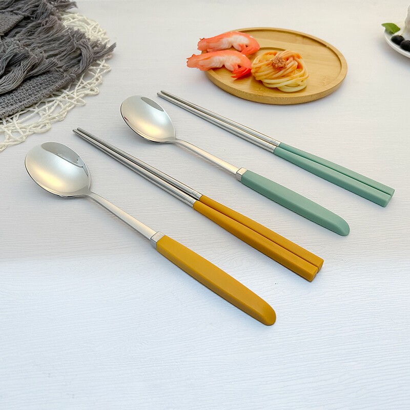 Korejiešu galda piederumu komplekts 304 nerūsējošā tērauda galda piederumu komplekts augstas kvalitātes vakariņu komplekts karotes irbulīšu komplekts trauku komplekti 8 gab. galda piederumu komplekti