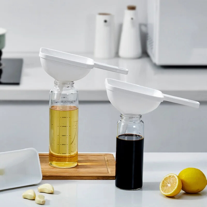 Lehter Vedel täidis jaotur Filterõli Vürtsid Moosisalat Konserveeritud köögilehter ristkülikukujuline jaotur käepidemega köögividinaga