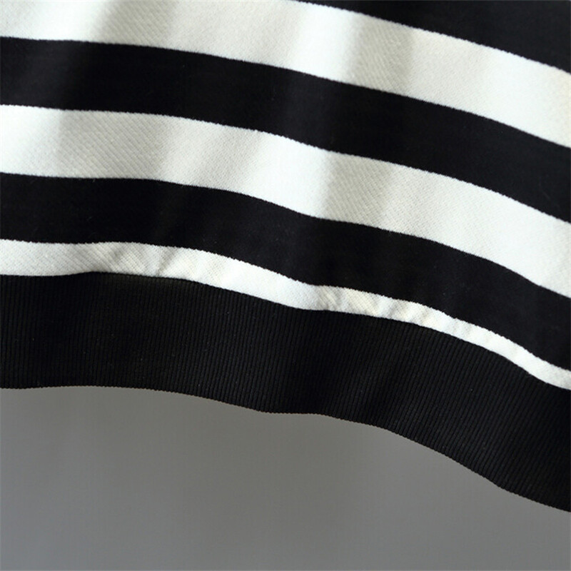 2024 m. pavasario ir rudens berniukų madingas laisvalaikio odinis megztinis su etikete dryžuotas vyresniems vaikams / 2–10 m.