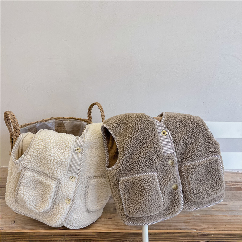 Nauji žieminiai kūdikių vaikiški ėriuko vilnos liemenės be rankovių paltai tankūs šilti unisex kūdikių vaikiški liemenės