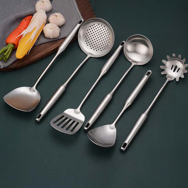 Ilga rankena Kepimo mentele Ryžių šaukštas Nerūdijančio plieno virtuvės reikmenų rinkinys Namų kiaurasamtis Makaronų įrankis Kepimo semtuvas Virtuvės priedai