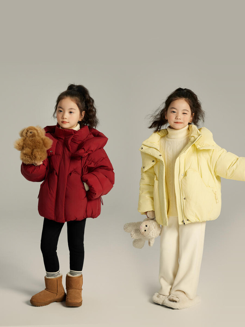 Îmbrăcăminte de iarnă Îmbrăcăminte exterioară pentru copii Fete Mantoane 2024 Nou stil Copii Scurt Moda Gros Copii Mari Puf Jachetă din bumbac CH438