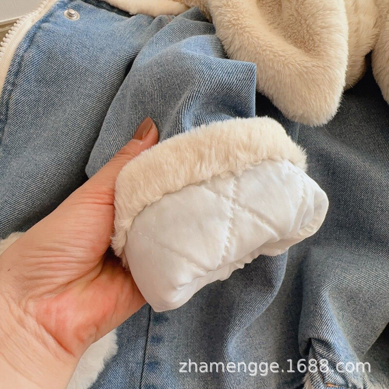 Nauja žieminė mergaičių džinsinė striukė Animacinio filmo triušio raštų kratinys pamušalas ėrienos vilnos stori paltai su gobtuvu 2–8 metų vaikams šiltiems viršutiniams drabužiams