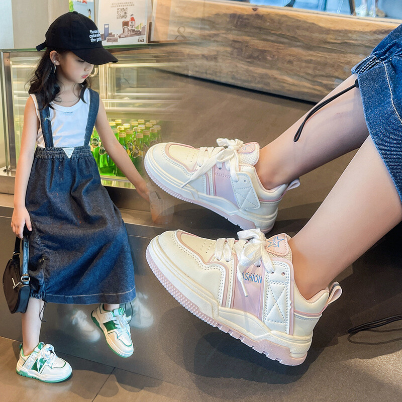 22-37-es méret Divat Gyerekcipők Fiú Cipők Sport Csúszásmentes Gyerekek Tipegő Alkalmi cipők Légáteresztő tornacipők Tenisz Gyerekcipők