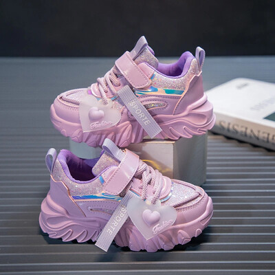 Mergaičių sportiniai bateliai Vaikiški bėgimo sportbačiai mokyklinei madai Mieli blizgūs neslystantys vaikiški laisvalaikio bateliai su širdele pavasario ruduo