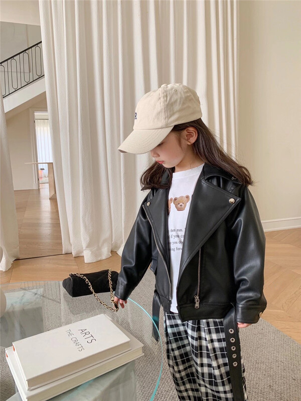 Őszi lányok PU bőr divatos fekete kabát, hosszú ujjú, menő baba lány PU kabát 2023 új márka gyerekkabát gyermekruházat