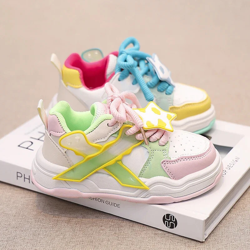 Detské tenisové topánky, všestranné pre dievčatá, tenisky, módne, ležérne, 2024, nové školské bežecké topánky s roztomilými hviezdičkami, protišmykové