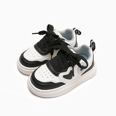 Bērnu tenisa apavi Jauns sirds raksts Meitenes Causal Skolas sporta apavi Modes Daudzpusīgi Bērnu Skriešanas Apavi Neslīdoši Jauns