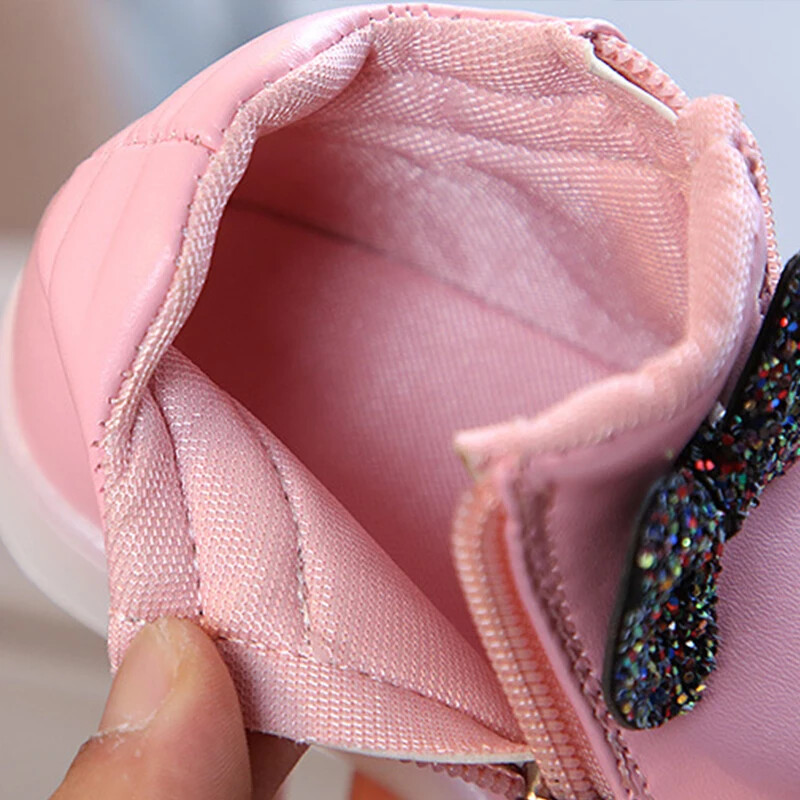 Gyermek izzó tornacipők Kid Princess masni lányoknak LED cipők Aranyos baba tornacipő könnyű cipővel 21-30 méret