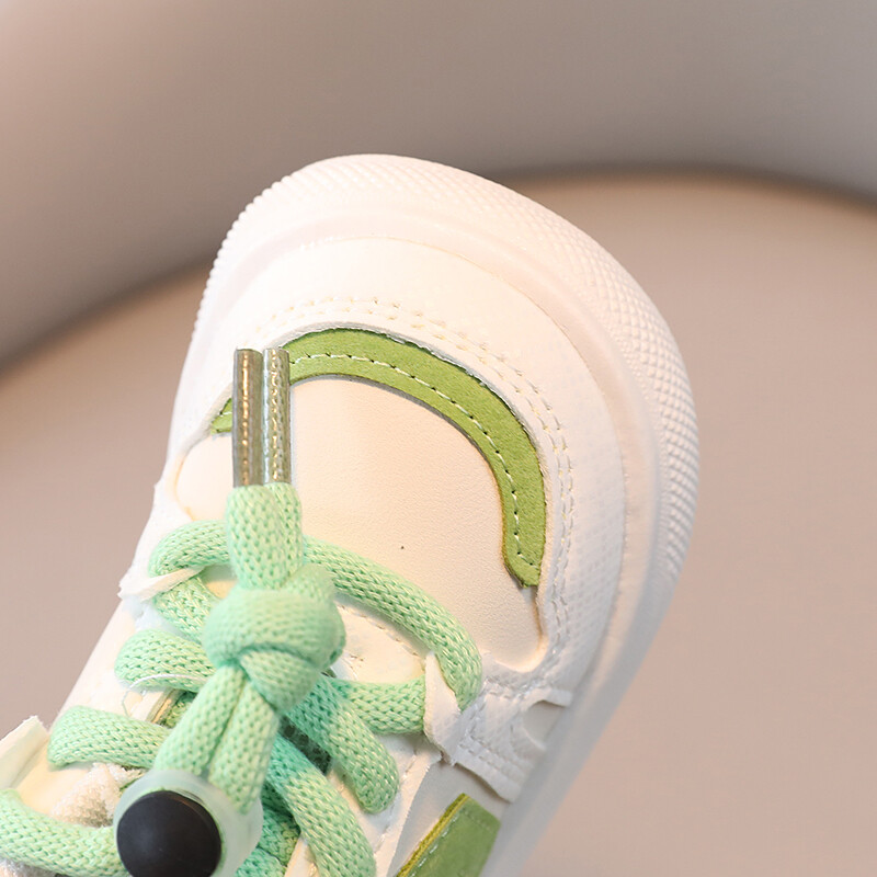 Спортни обувки за момичета 2024 Пролет Нови детски кожени ежедневни обувки Универсални момчета и бебета Детски скейт обувки