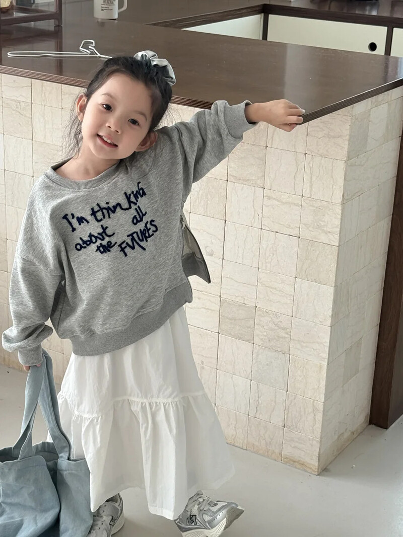 Hanorace pentru fete Seria coreeană Pulover cu furculiță despicată Copii Scrisoare de broderie Ușor Cauzală Moda simplu Guler rotund 2024