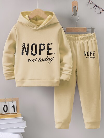 2 σετ Αγόρια για φθινοπωρινό και χειμώνα νέο σπορ στυλ casual fashion μοτίβο με εμπριμέ ζεστό και fleece hoodie και αθλητική φόρμα