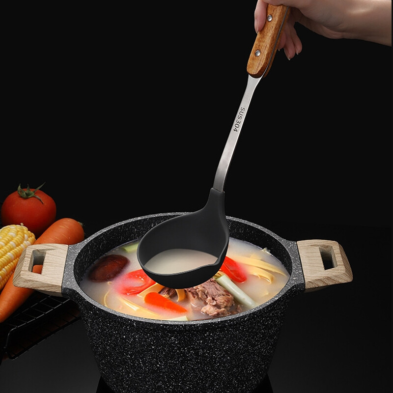 Mittenakkuv silikoonist spaatliga lusikas 304 roostevabast terasest köögitarvete komplekt puidust käepidemega praadimislabidas avalikud lusikad nõud kraam