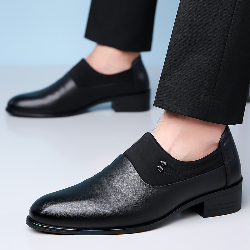 Viens pret vienu Rudens Jaunas Vīriešu Svinīgās Ādas Kurpes Vīriešu Lielbritānijas Biznesa Mīkstas Ādas Jauniešu ādas apavi ar smailiem purngaliem Baltas Kurpes