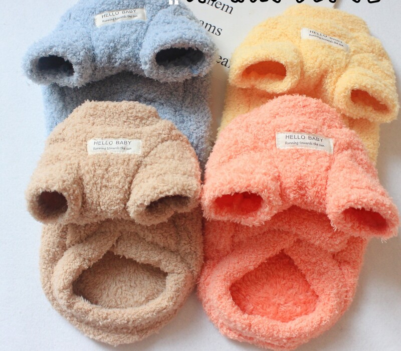 Vairumtirdzniecība mājdzīvnieku apģērbi Mākoņa samta apakša Kokvilnas apģērbi mājdzīvniekiem Bišons rotaļu suņu apģērbi Kaķu rudens un ziemas apģērbi