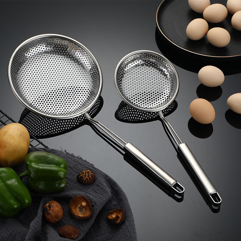 5 dydžių nerūdijančio plieno plokščiadugnis kiaurasamtis ilgos rankenos tinklinis sietelis karščiui atsparus karšto puodo kepimo kaušelis skimerio šaukštas