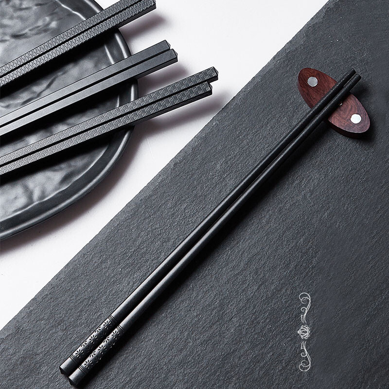 5 pāri japāņu irbulīši Stikla šķiedras ķīniešu irbulīši Atkārtoti lietojami suši irbulīši Korejiešu irbulīši Mazgājama trauku mazgājamajā mašīnā.