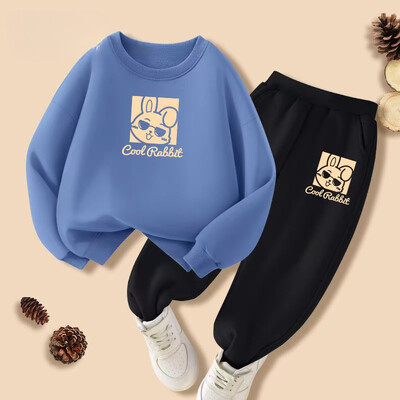 Őszi kisfiú ruhák divatos nyomott pólók és nadrágok 2 részes készlet gyerekek lányok alkalmi felső alsó ruhák tréningruhák