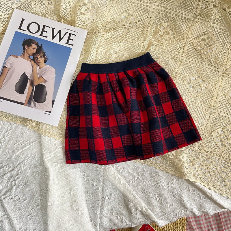 Vaikiški mergaičių megzti languoti sijonai 2024 m. Nauji atvykę vaikų mokykliniai sijonai Rudens žieminiai medvilniniai drabužiai kūdikių mergaičių mielas sijonas