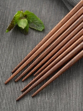 4 ζεύγη χειροποίητα επιτραπέζια σκεύη chopsticks φυσικό ξύλινο σχέδιο κινουμένων σχεδίων Ironwood Chopstick Εργαλεία κουζίνας Σούσι Chopsticks Σερβίτσιο