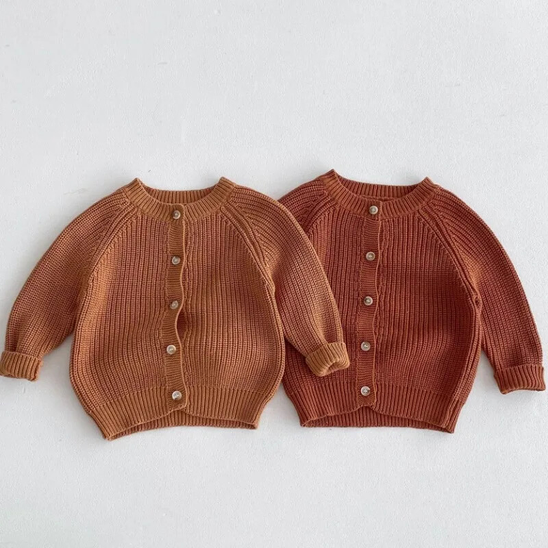 Vaikų berniukų rudens megztas paltas Vienspalvis kūdikių mergaičių ilgomis rankovėmis storas megztinis Pavasarinis mezgimas mada mezginiai Striukės