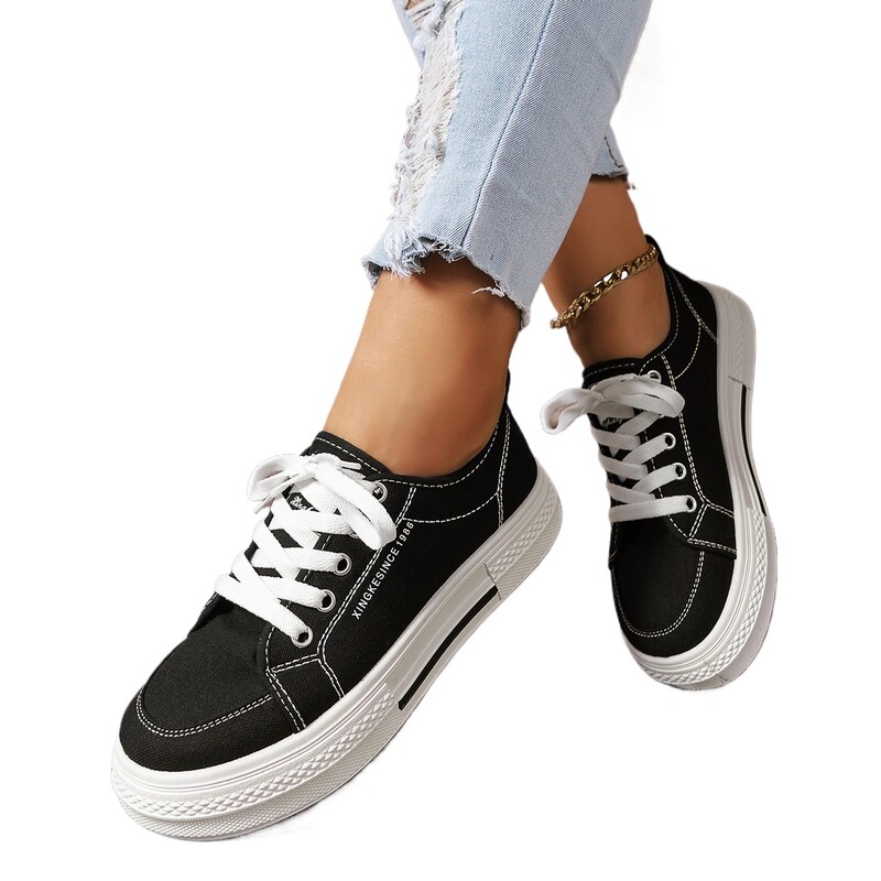 2024-es tavaszi női új divat, kerek orrú, csúszásmentes, lapos, vulkanizált cipők PU bőr mindennapi alkalmi és kényelmes sétacipők