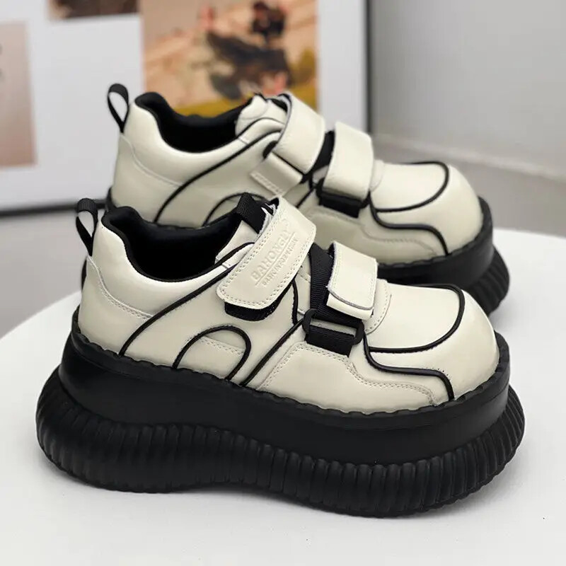 Retro vastag talpú női cipők 2024 őszi kollekció egyszínű, nagy fejű, alkalmi vastag talpú, megnövelt csúszásgátló női cipők