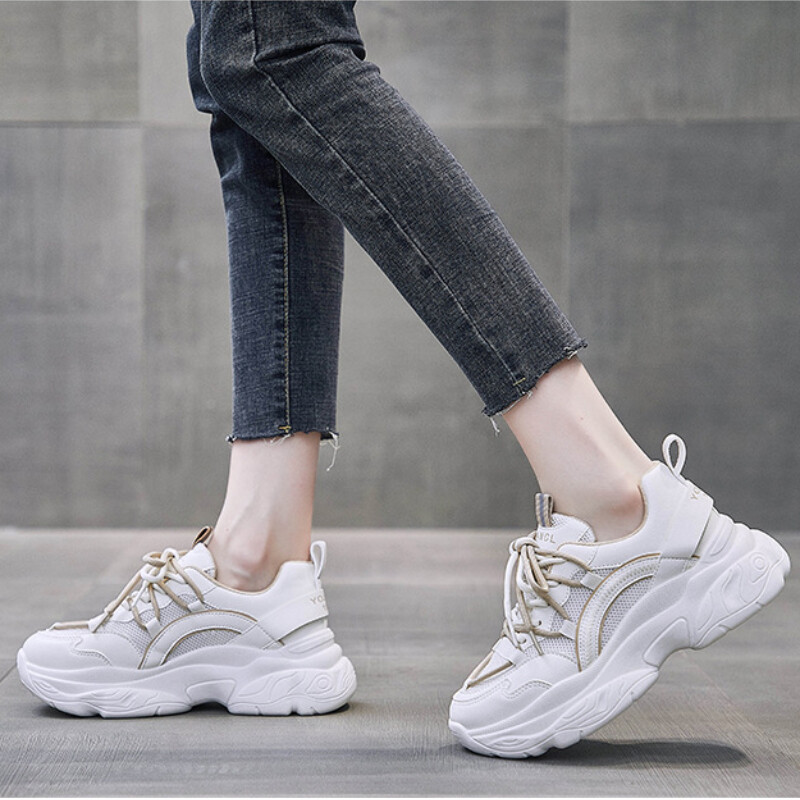 Baltas kurpes Sieviešu kedas 2022. gada rudens Jaunumi Sieviešu sporta skriešanas apavi Tīkla elpojoši trenažieri Tenisa sieviešu apavi