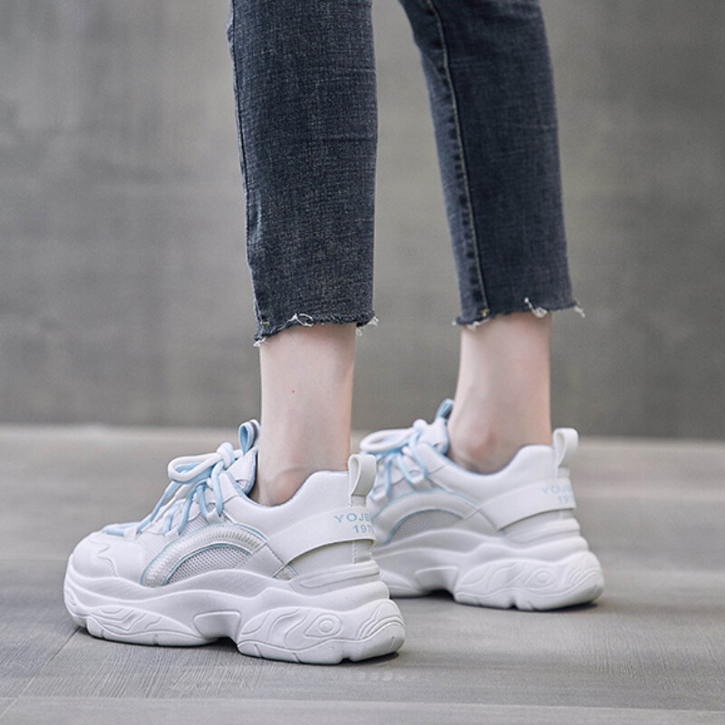 Baltas kurpes Sieviešu kedas 2022. gada rudens Jaunumi Sieviešu sporta skriešanas apavi Tīkla elpojoši trenažieri Tenisa sieviešu apavi